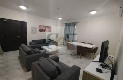 Apartment - 2 Bedrooms - 2 Bathrooms for rent in Al Sadd Road - Al Sadd - Doha