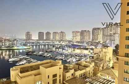 Apartment - 1 Bedroom - 2 Bathrooms for rent in Tower 16 - Porto Arabia - The Pearl Island - Doha