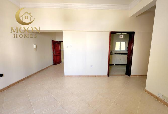 981139 - Property Image 2