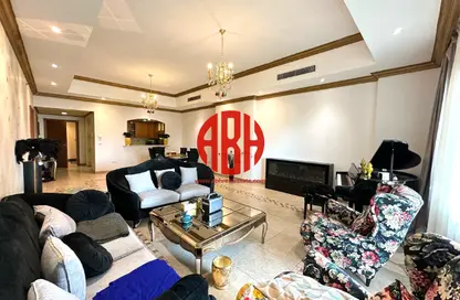 Apartment - 1 Bedroom - 2 Bathrooms for rent in West Porto Drive - Porto Arabia - The Pearl Island - Doha
