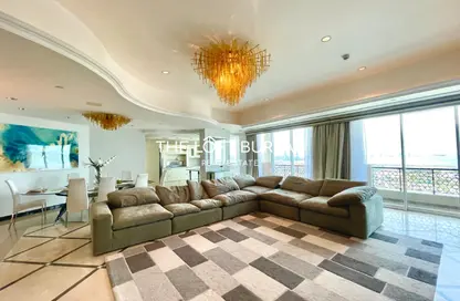 Penthouse - 4 Bedrooms - 6 Bathrooms for rent in Viva West - Viva Bahriyah - The Pearl Island - Doha