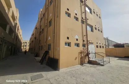 Labor Camp - Studio - 7+ Bathrooms for rent in Industrial Area 5 - Industrial Area - Industrial Area - Doha