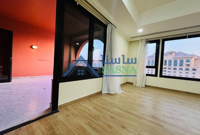 952269 - Property Image 2