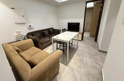 Apartment - 2 Bedrooms - 1 Bathroom for rent in Al Sadd Road - Al Sadd - Doha