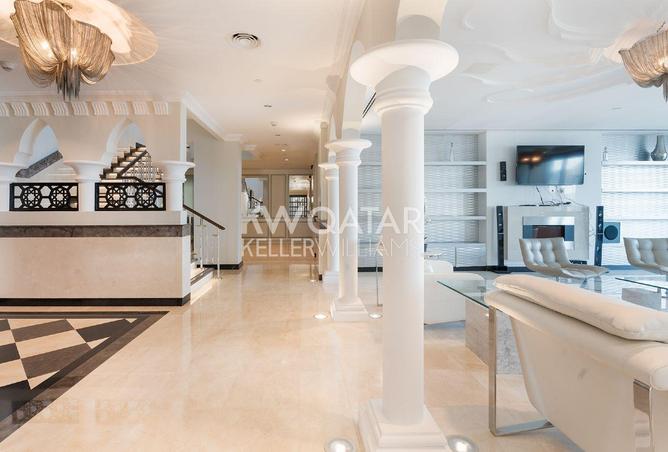 940188 - Property Image 2