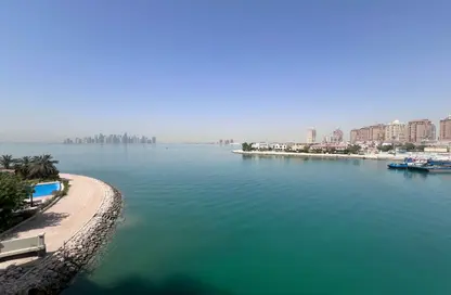 Apartment - 2 Bedrooms - 2 Bathrooms for rent in Viva East - Viva Bahriyah - The Pearl Island - Doha