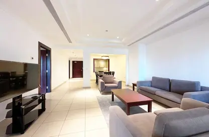 Apartment - 1 Bedroom - 2 Bathrooms for sale in East Porto Drive - Porto Arabia - The Pearl Island - Doha