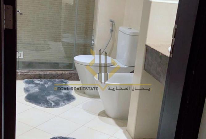 954105 - Property Image 2