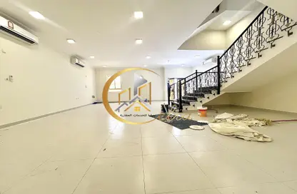 فيلا - 5 غرف نوم - 6 حمامات للايجار في الثمامة - الثمامة - الدوحة