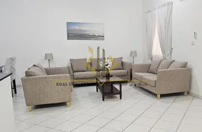 Apartment - 1 Bedroom - 2 Bathrooms for rent in Musheireb - Musheireb - Doha