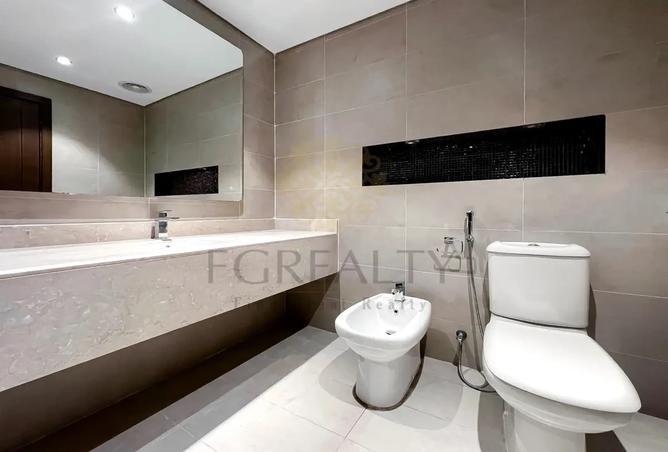 960942 - Property Image 2