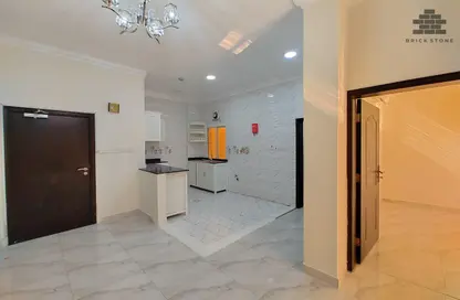 Apartment - 2 Bedrooms - 2 Bathrooms for rent in Muntazah 13 - Al Muntazah - Doha