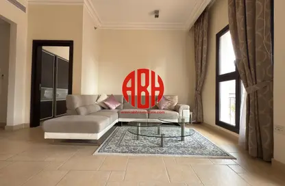 Apartment - 1 Bedroom - 2 Bathrooms for rent in Qanat Quartier - The Pearl Island - Doha
