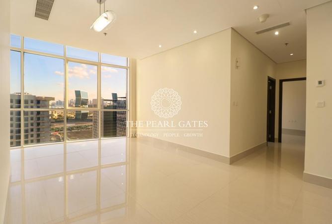 866605 - Property Image 2