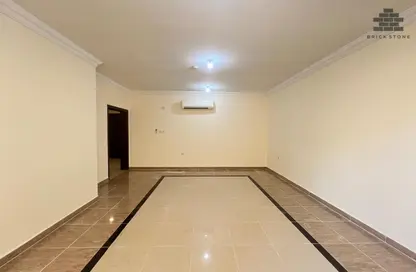 Apartment - 2 Bedrooms - 2 Bathrooms for rent in Danat Al Sadd Tower - Al Sadd - Doha
