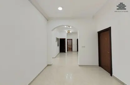 Apartment - 3 Bedrooms - 2 Bathrooms for rent in Old Airport Road - Old Airport Road - Doha