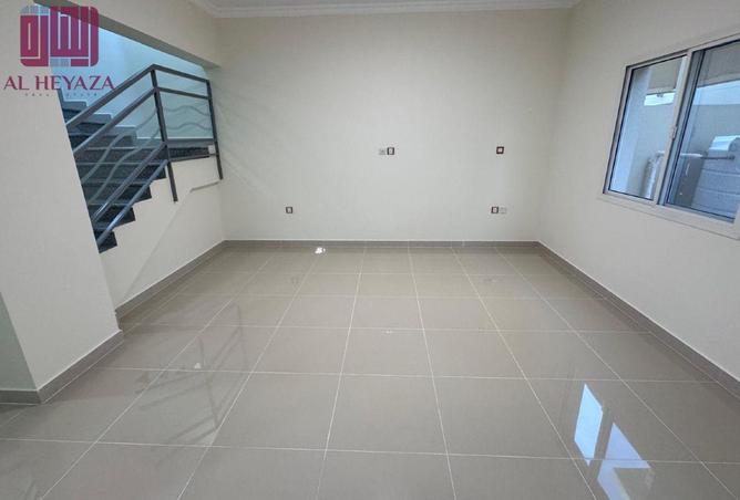 942838 - Property Image 3