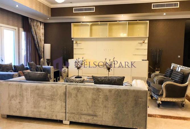 985354 - Property Image 3