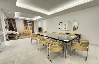 Apartment - 2 Bedrooms - 3 Bathrooms for rent in Floresta Gardens - Floresta Gardens - The Pearl Island - Doha