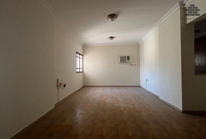 902526 - Property Main Image