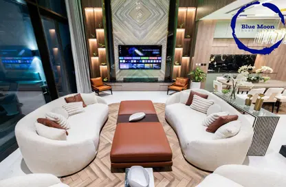 فيلا - 5 غرف نوم - 7 حمامات للايجار في فيلات بيرليتا - فيلات بيرليتا - جزيرة اللؤلؤة - الدوحة