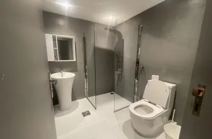 Apartment - 1 Bedroom - 1 Bathroom for rent in West Bay Lagoon - Doha