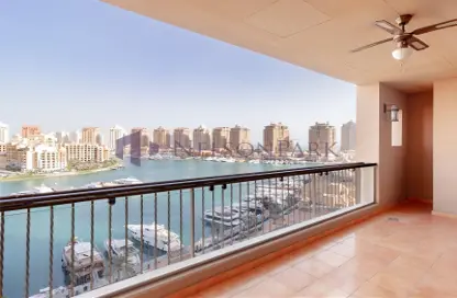 Apartment - 2 Bedrooms - 3 Bathrooms for rent in Porto Arabia - The Pearl Island - Doha