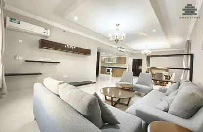 Apartment - 1 Bedroom - 2 Bathrooms for rent in Musheireb Tower - Musheireb - Musheireb - Doha