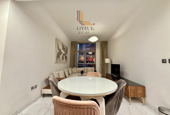 987638 - Property Image 3