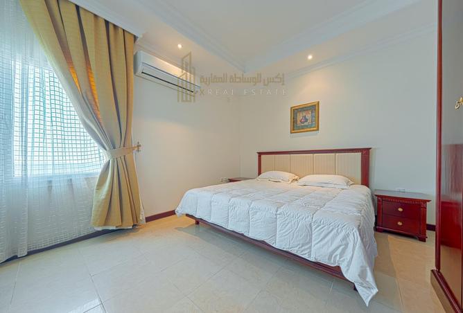 1000470 - Property Image 2