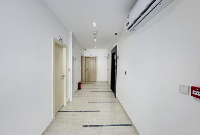 975225 - Property Image 3