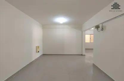 Apartment - 2 Bedrooms - 2 Bathrooms for rent in Salaja Street - Doha Al Jadeed - Doha