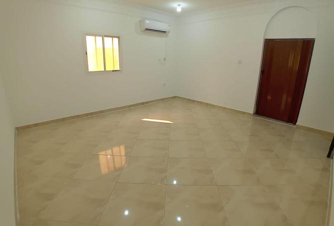 949377 - Property Image 3