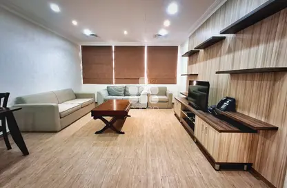 Apartment - 3 Bedrooms - 3 Bathrooms for rent in Salaja Street - Doha Al Jadeed - Doha