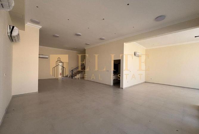 998826 - Property Main Image