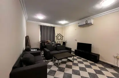 Apartment - 3 Bedrooms - 3 Bathrooms for rent in Anas Street - Fereej Bin Mahmoud North - Fereej Bin Mahmoud - Doha