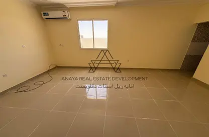 شقة - 1 حمام للايجار في جنوب مويثر - منطقة مويثر - الدوحة