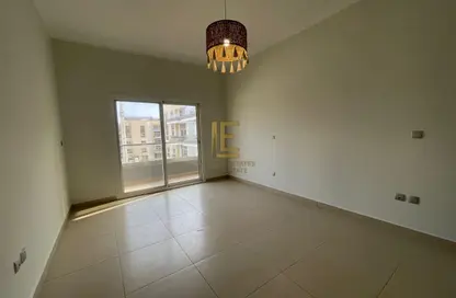 شقة - غرفة نوم - 2 حمامات للايجار في دارا - فوكس هيلز - الوسيل