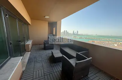 Apartment - 2 Bedrooms - 3 Bathrooms for sale in West Porto Drive - Porto Arabia - The Pearl Island - Doha