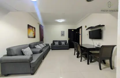 Apartment - 1 Bedroom - 2 Bathrooms for rent in Umm Ghuwailina - Doha