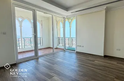 Apartment - 2 Bedrooms - 3 Bathrooms for rent in Viva West - Viva Bahriyah - The Pearl Island - Doha