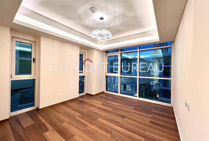 953245 - Property Main Image