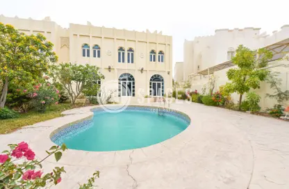 فيلا - 4 غرف نوم - 5 حمامات للايجار في فلل واست باي لاغون - وست باي لاجون - بحيرة وست لاجون - الدوحة