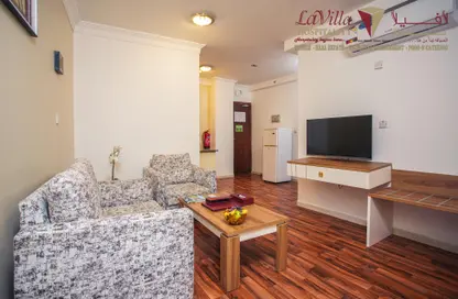 Living Room image for: Hotel Apartments - 1 Bedroom - 1 Bathroom for rent in Najma Street - Najma - Doha, Image 1