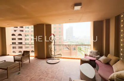 Apartment - 1 Bedroom - 2 Bathrooms for sale in East Porto Drive - Porto Arabia - The Pearl Island - Doha
