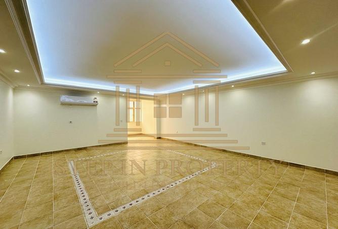 996840 - Property Image 2