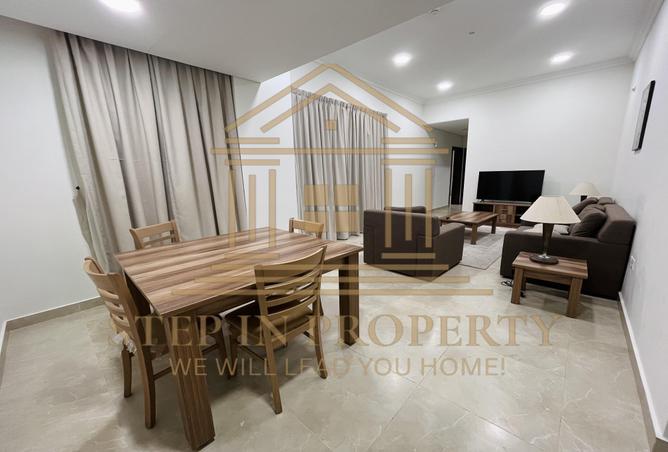 951742 - Property Image 2