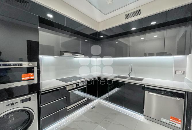 932052 - Property Image 3