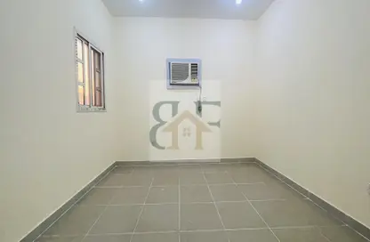 Apartment - 2 Bedrooms - 2 Bathrooms for rent in Al Muntazah - Doha