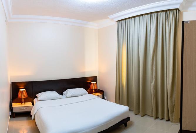 817366 - Property Image 2